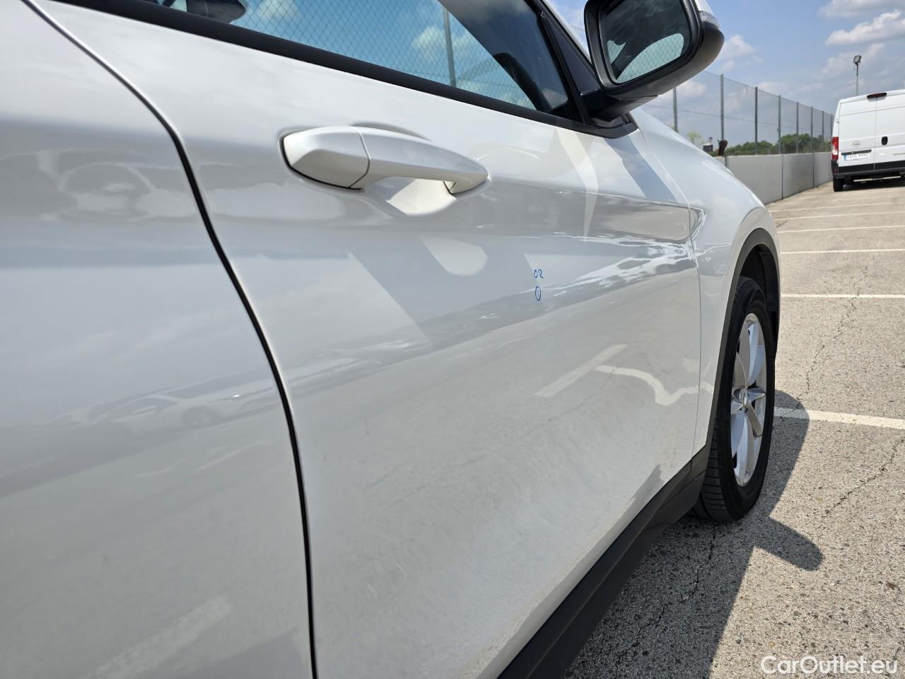  Bmw  X1 BMW  / 2019 / 5P / todoterreno sDrive16d Business #40