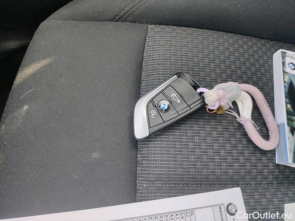  Bmw  X1 BMW  / 2019 / 5P / todoterreno sDrive16d Business #4