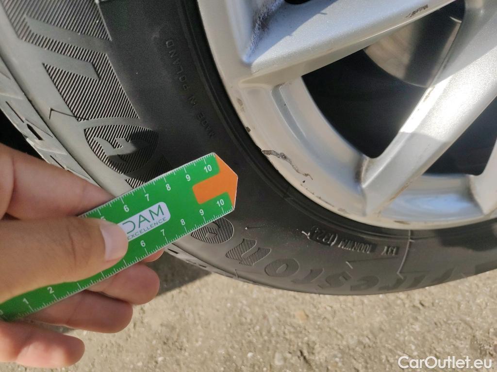  Bmw  X1 BMW  / 2019 / 5P / todoterreno sDrive16d Business #19