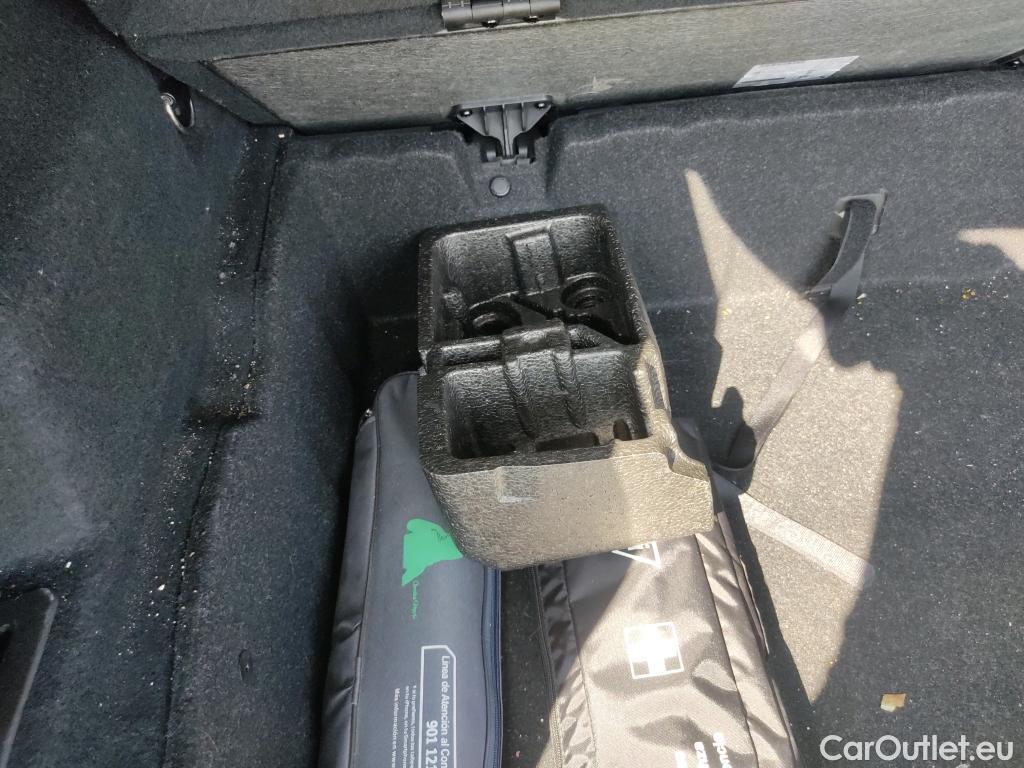 Bmw  X1 BMW  / 2015 / 5P / todoterreno sDrive16d #8