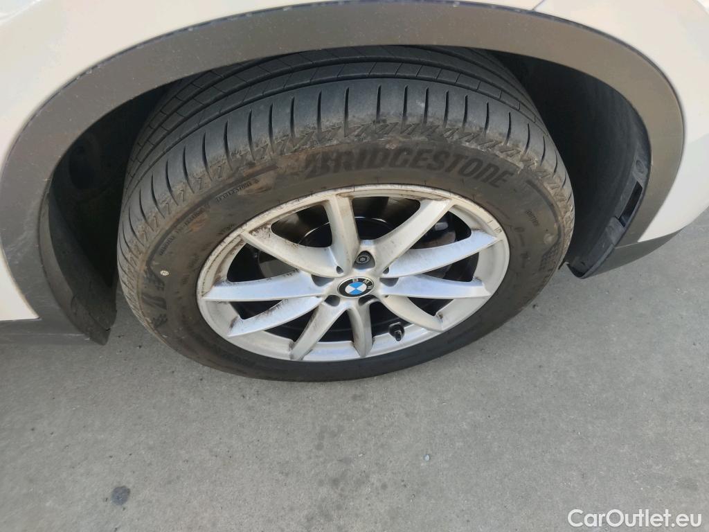  Bmw  X1 BMW  / 2015 / 5P / todoterreno sDrive16d #9