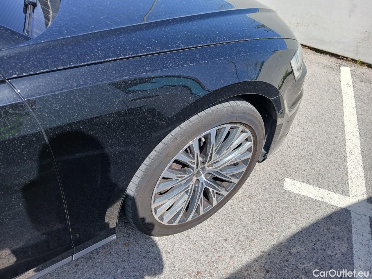  Audi  A8 AUDI  / 2017 / 4P / sedán 55 TFSI 250kW (340CV) quattro tiptronic #35