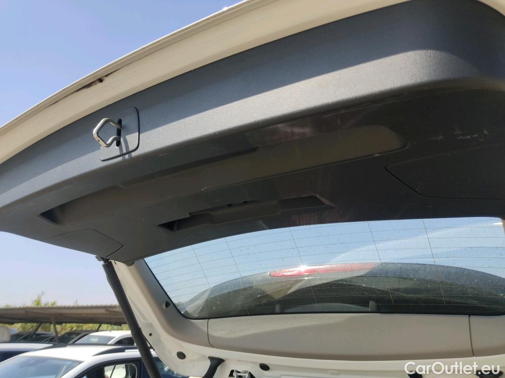  Bmw  X1 BMW  / 2015 / 5P / todoterreno sDrive16d #11