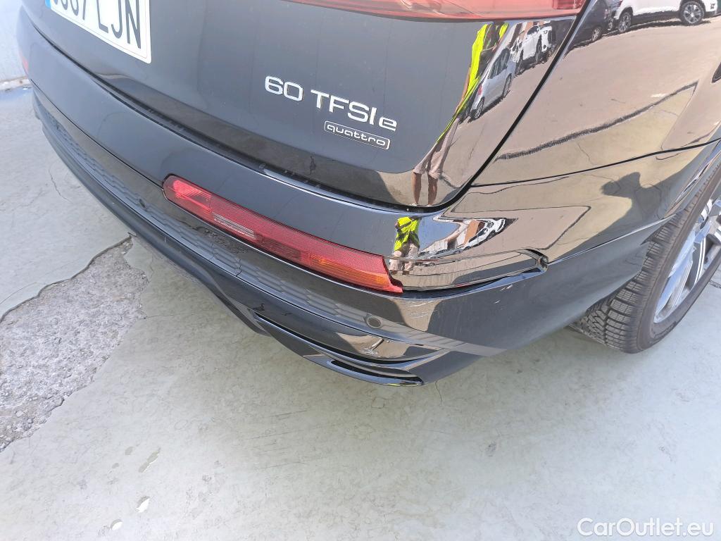  Audi  Q7 AUDI  / 2019 / 5P / todoterreno S line 60 TFSIe 335kW(456CV) quattro tip #3