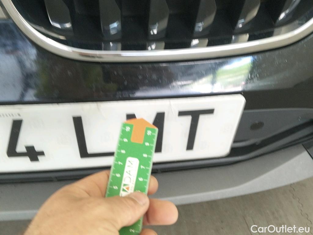  Bmw  X1 BMW  / 2019 / 5P / todoterreno sDrive16d Business #26