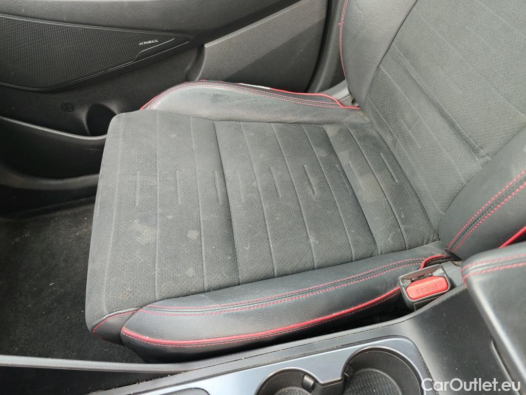  Hyundai  Tucson HYUNDAI  / 2018 / 5P / todoterreno 1.6 CRDI 100kW (136CV) 48V N-Line X 4X2 #41