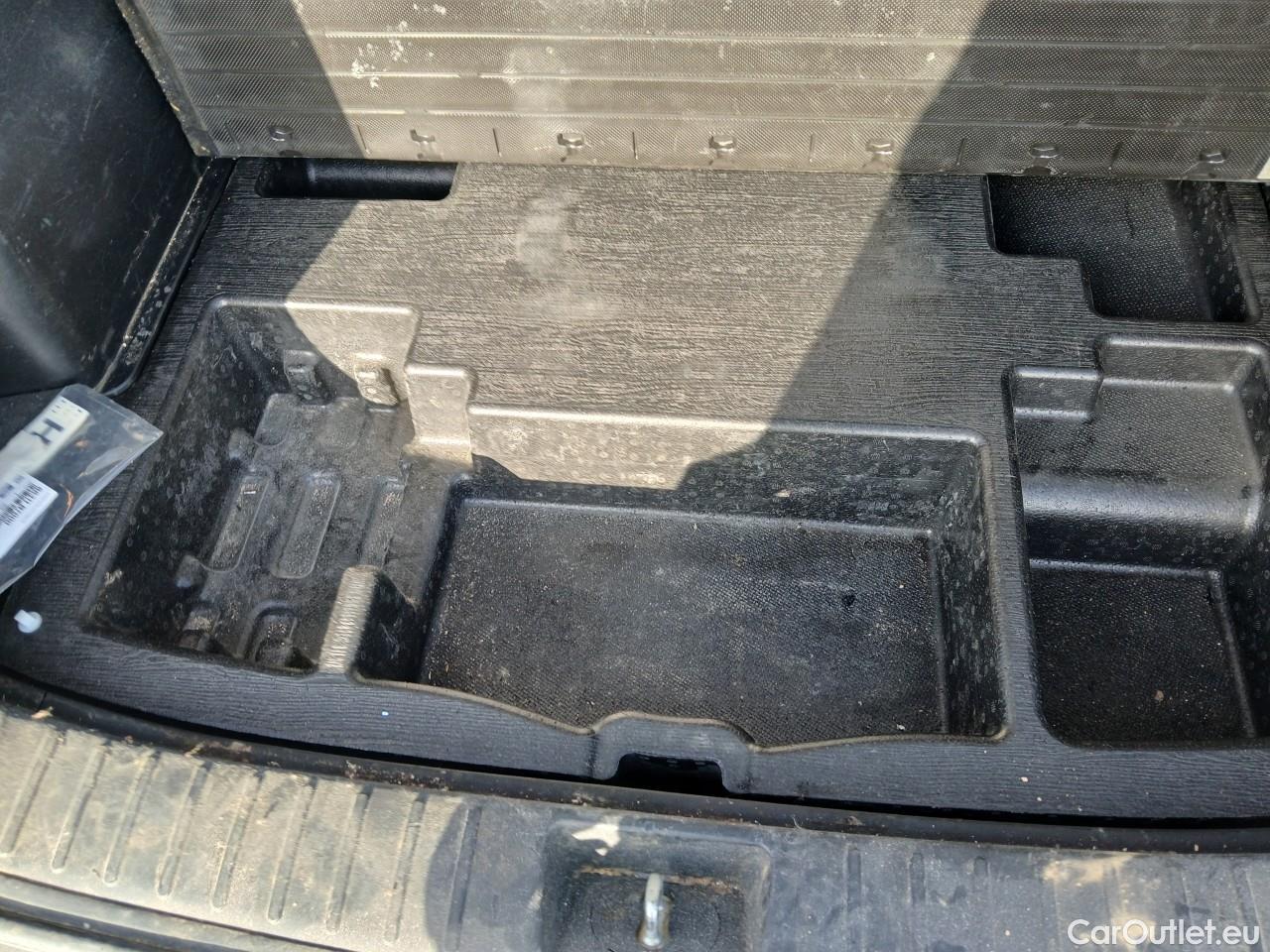  Hyundai  Tucson  Maxx Mild-Hybrid 4WD 1.6 CRDi #18