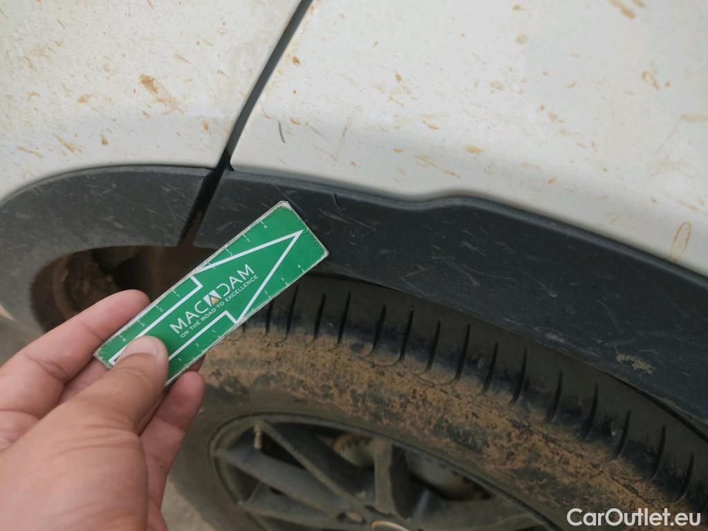  Land Rover  Discovery LAND ROVER  Sport / 2019 / 5P / todoterreno 2.0D I4- 150 PS AWD MHEV AT Standard #21