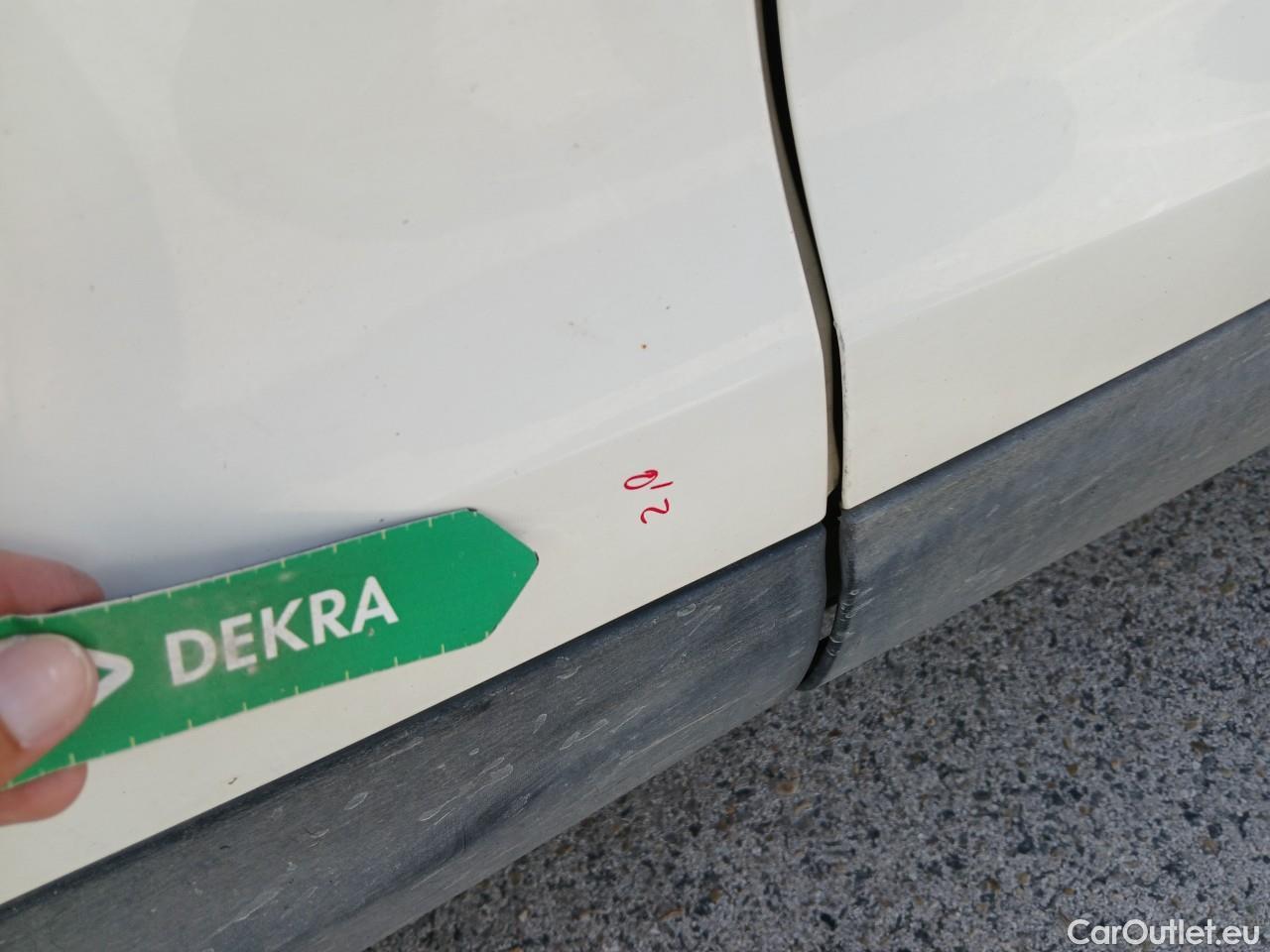  Nissan  Qashqai NISSAN  / 2017 / 5P / todoterreno DIG-T 103 kW (140 CV) E6D ACENTA #21