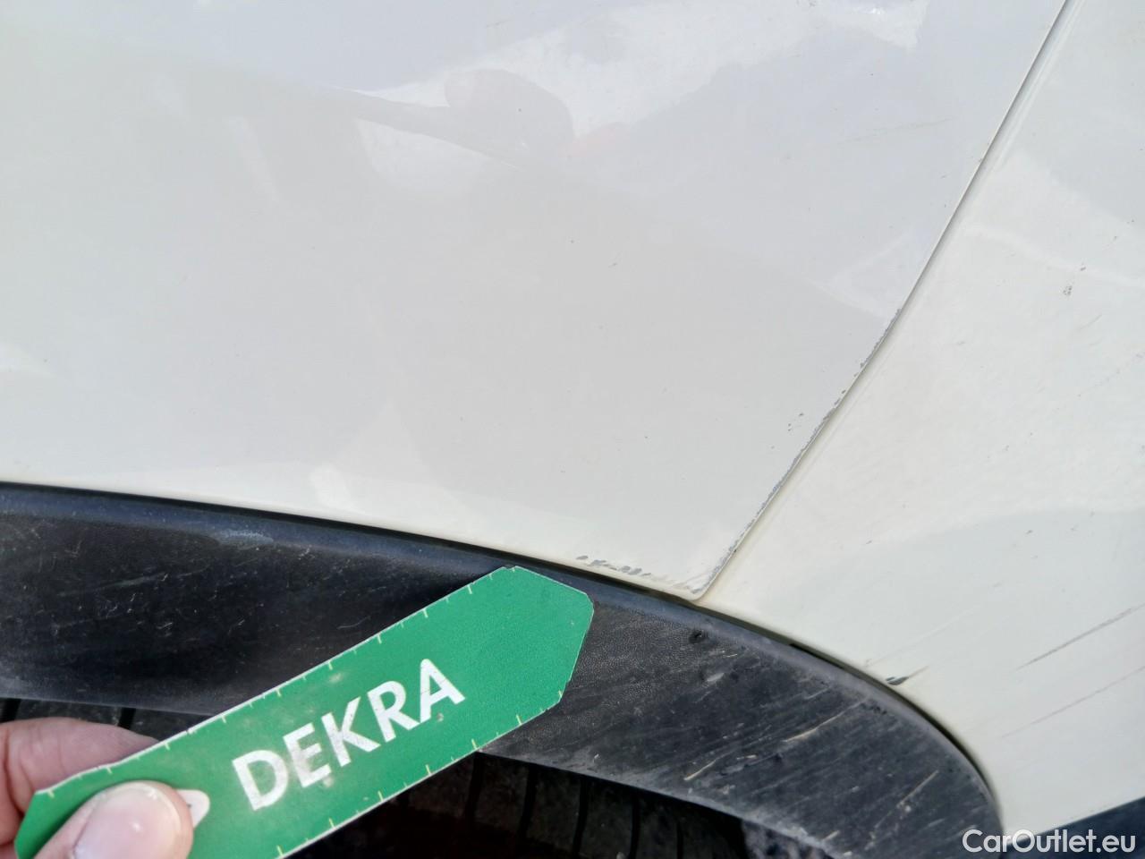 Nissan  Qashqai NISSAN  / 2017 / 5P / todoterreno DIG-T 103 kW (140 CV) E6D ACENTA #23