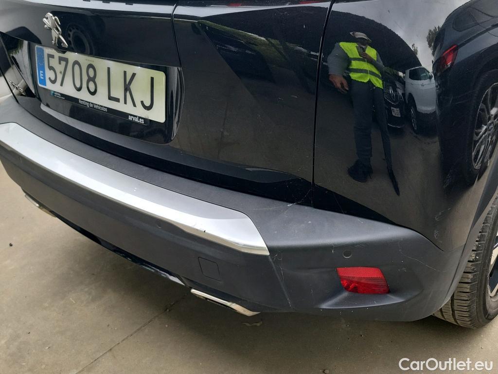  Peugeot  2008  Allure 1.2 PureTech 130CV E6d #35