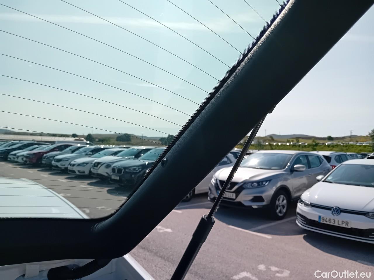  Land Rover  Discovery SKODA Octavia / 2020 / 5P / berlina con portón 2.0 TDI 85kW (115 CV) Manual Ambition #5