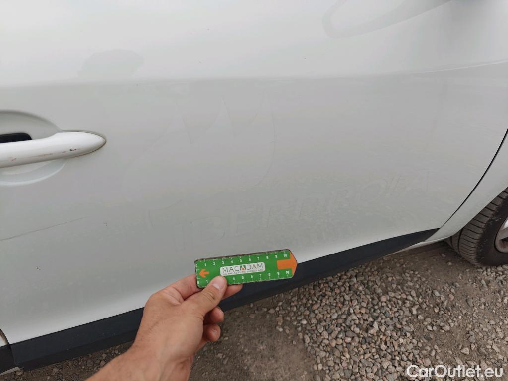  Renault  Megane RENAULT MÉGANE 5p 3G berlina con portón Business dCi 110 eco2 #25