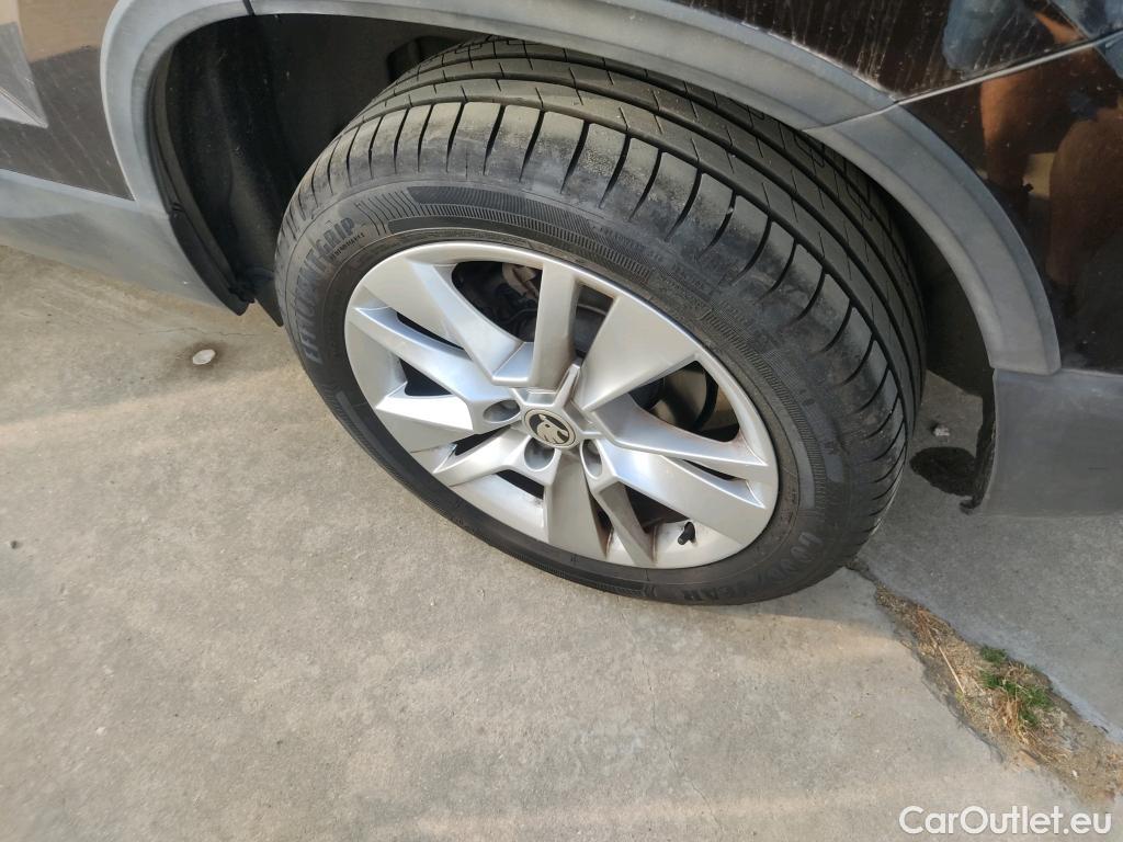  Skoda  Karoq  Ambition 1.0 110CV #32