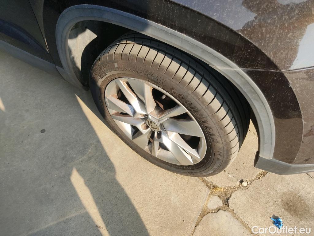  Skoda  Karoq  Ambition 1.0 110CV #14