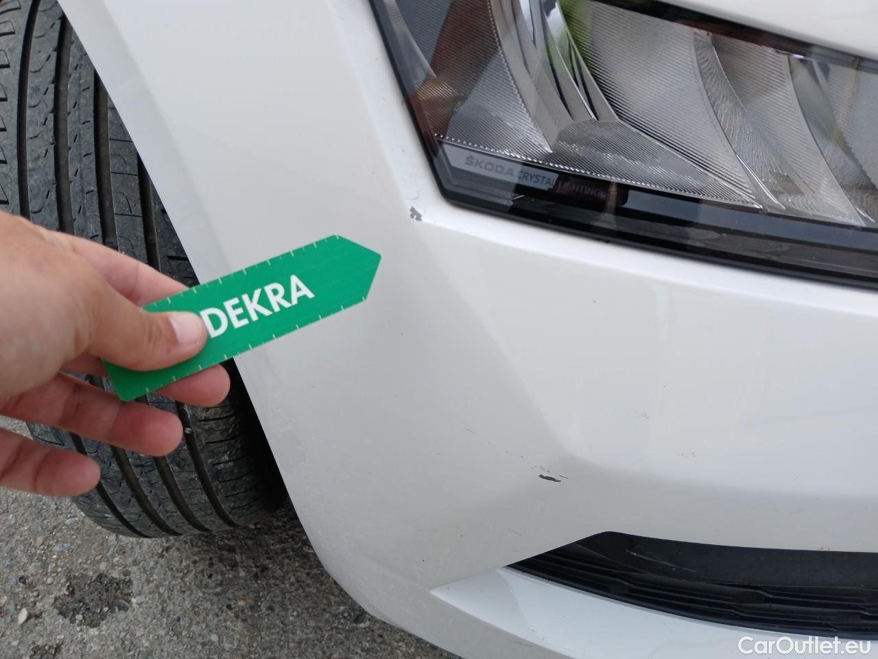  Skoda  KAMIQ SKODA  1.0 TSI 81kW (110CV) DSG Ambition #9