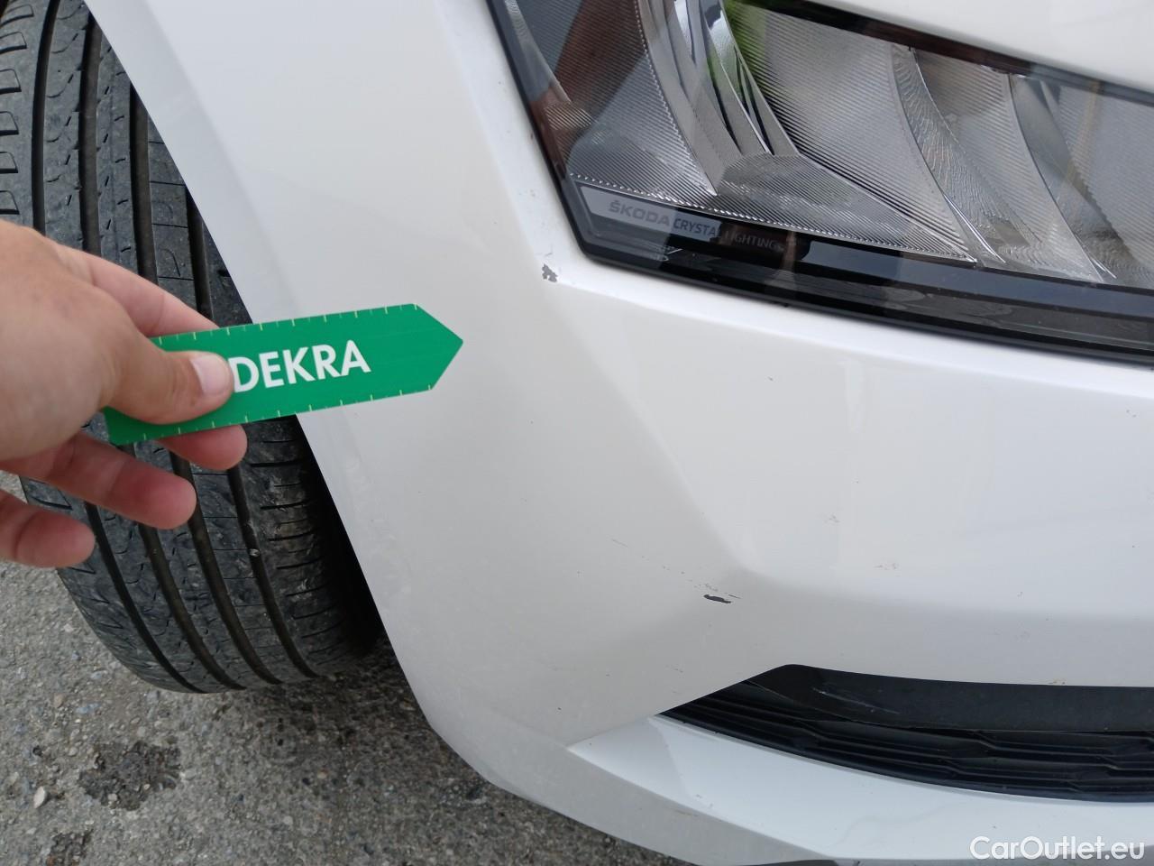  Skoda  KAMIQ SKODA  1.0 TSI 81kW (110CV) DSG Ambition #8
