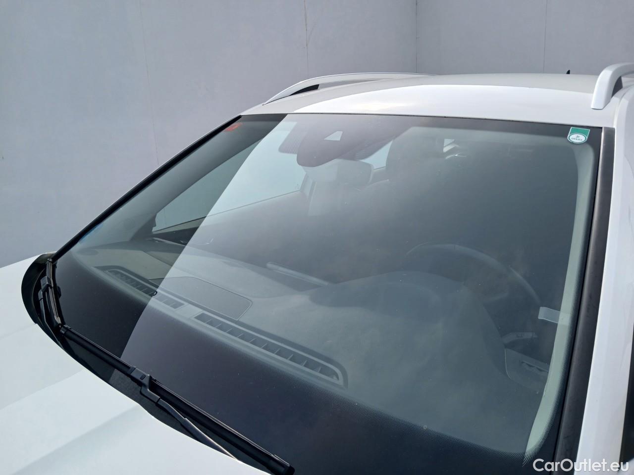 Skoda  KAMIQ SKODA  1.0 TSI 81kW (110CV) DSG Ambition #5