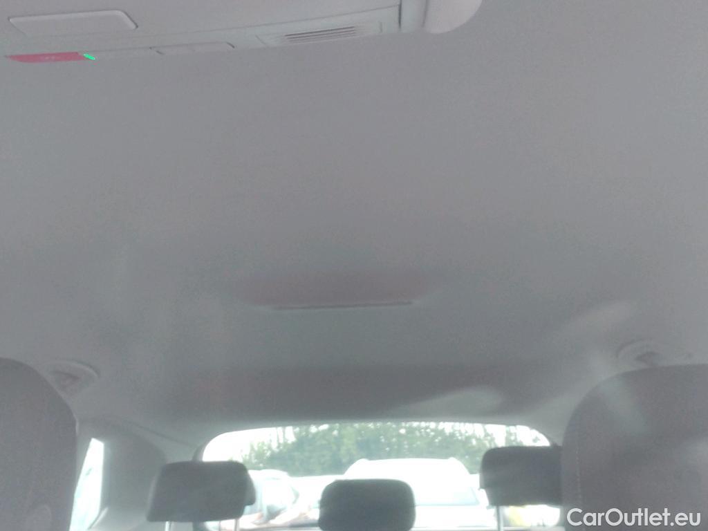  Volkswagen  Tiguan  Life 2.0 TDI 150CV E6d #5