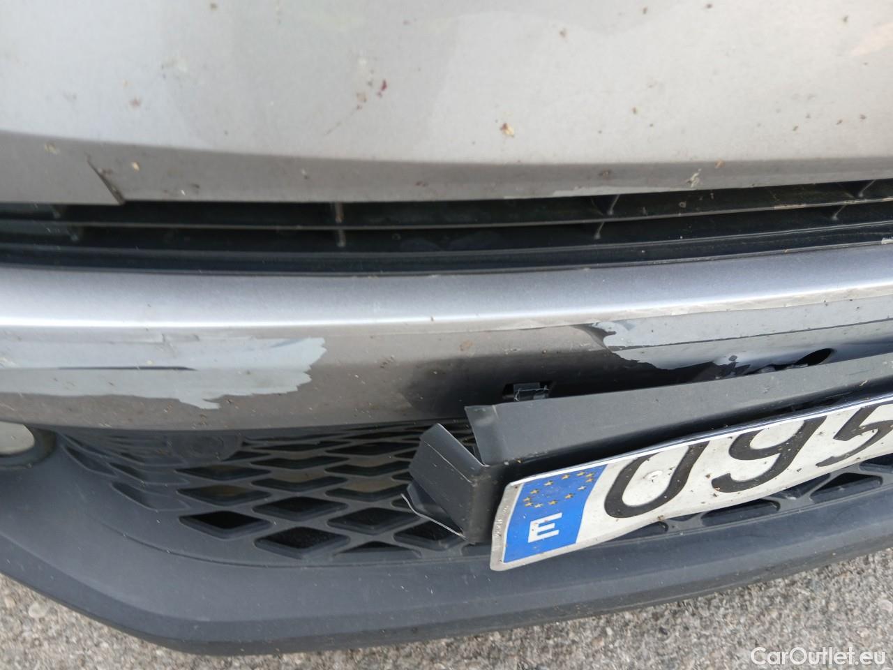  Toyota  C-HR TOYOTA  / 2016 / 5P / todoterreno 1.8 125H Advance (CX) #19