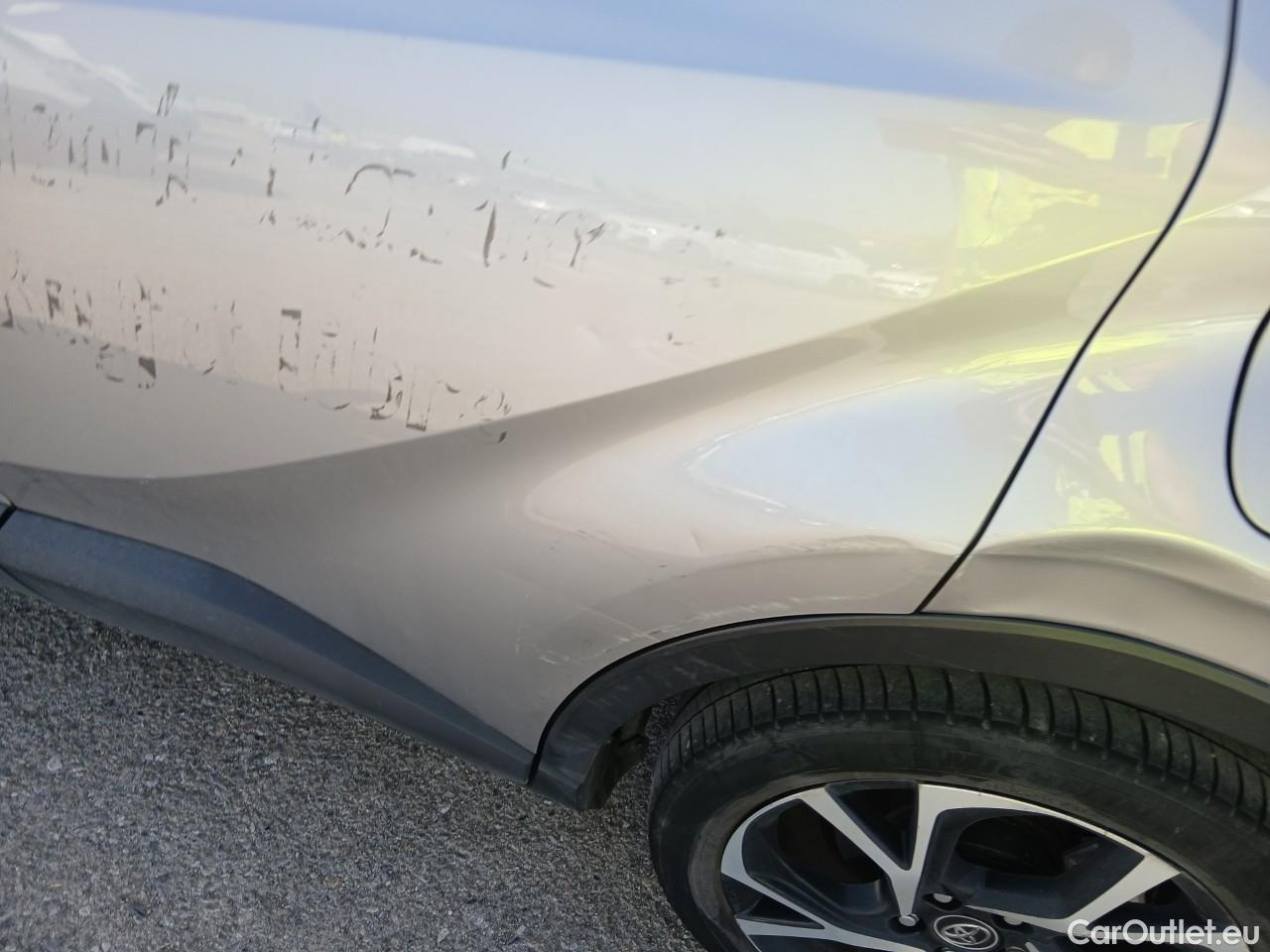  Toyota  C-HR TOYOTA  / 2016 / 5P / todoterreno 1.8 125H Advance (CX) #33