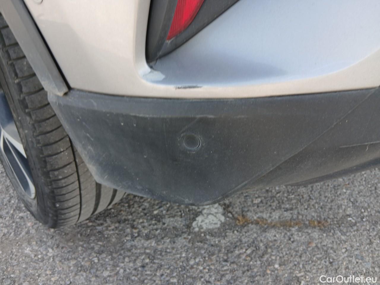  Toyota  C-HR TOYOTA  / 2016 / 5P / todoterreno 1.8 125H Advance (CX) #53