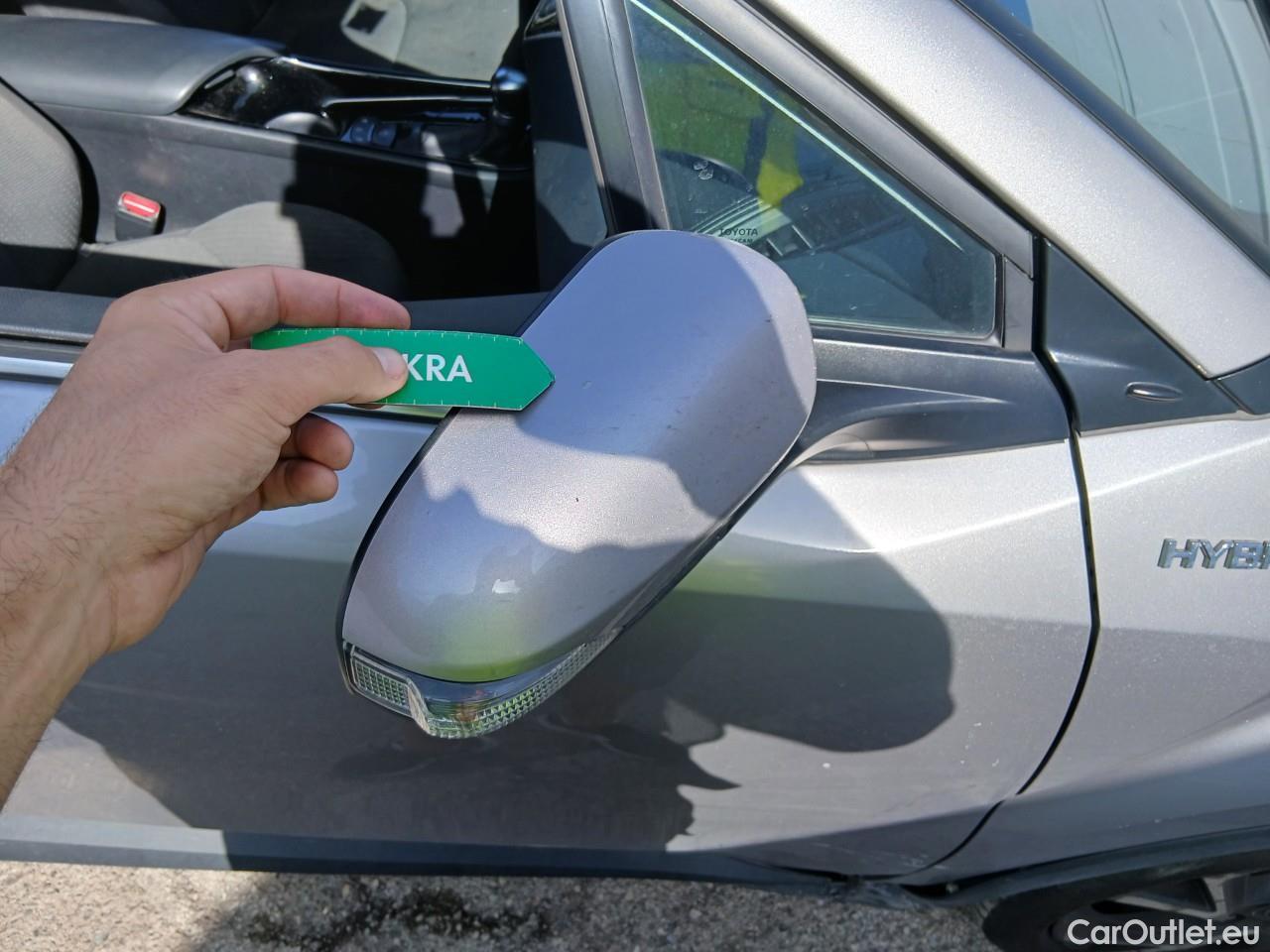  Toyota  C-HR TOYOTA  / 2016 / 5P / todoterreno 1.8 125H Advance (CX) #66