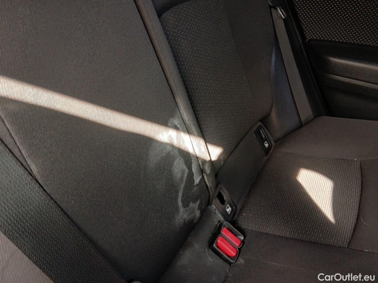  Toyota  C-HR TOYOTA  / 2016 / 5P / todoterreno 1.8 125H Advance (CX) #6