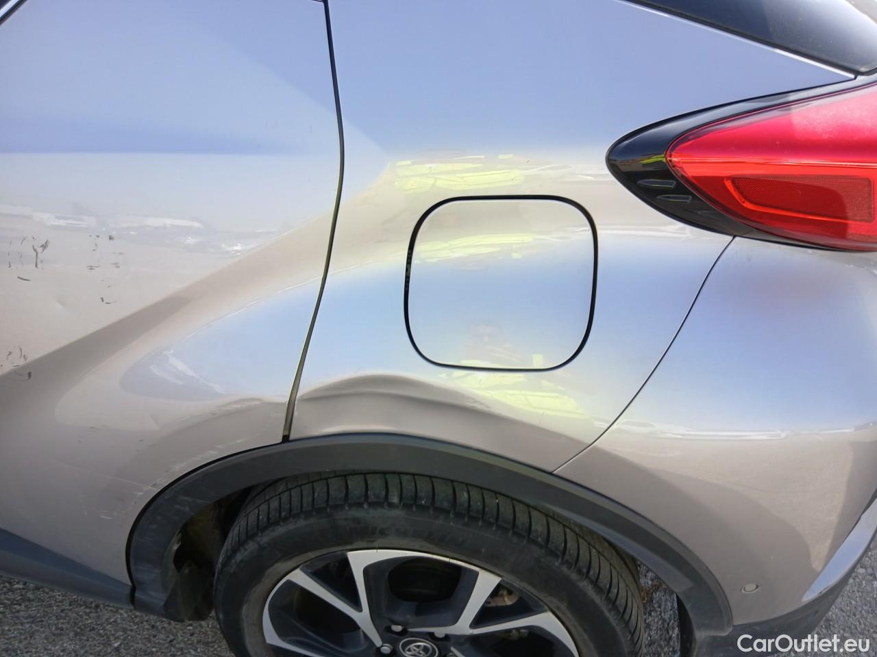  Toyota  C-HR TOYOTA  / 2016 / 5P / todoterreno 1.8 125H Advance (CX) #34