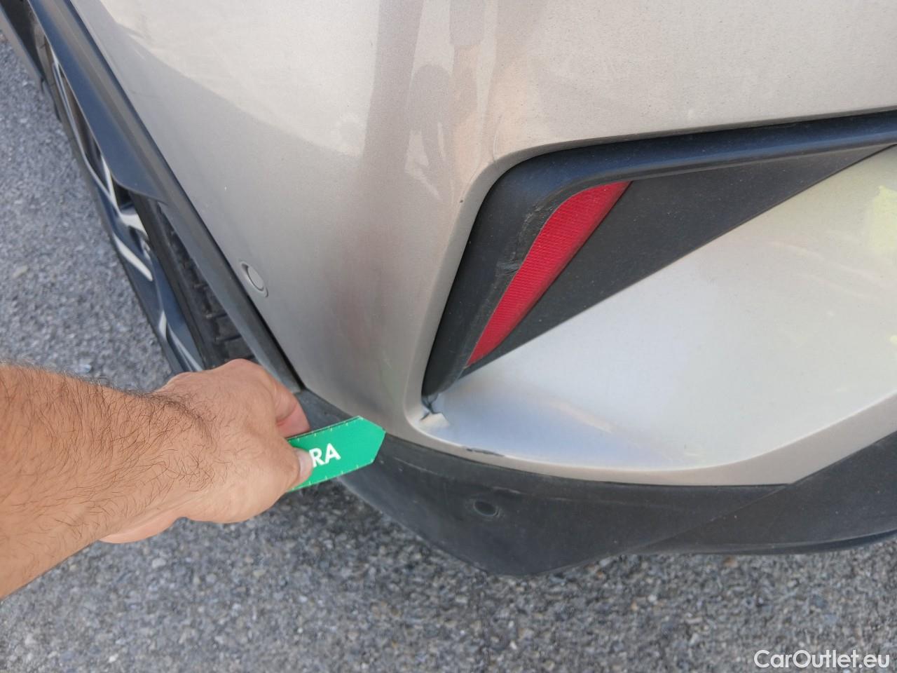  Toyota  C-HR TOYOTA  / 2016 / 5P / todoterreno 1.8 125H Advance (CX) #49