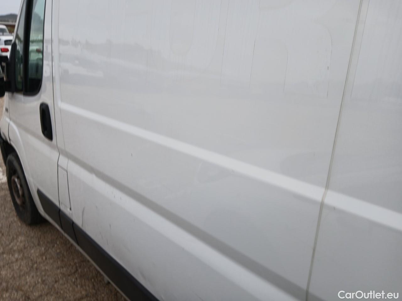  Fiat  Ducato FIAT  / 2014 / 4P / furgón 35 L2H2 Nat.Pow(100kW) EU6 D-temp GNC #35