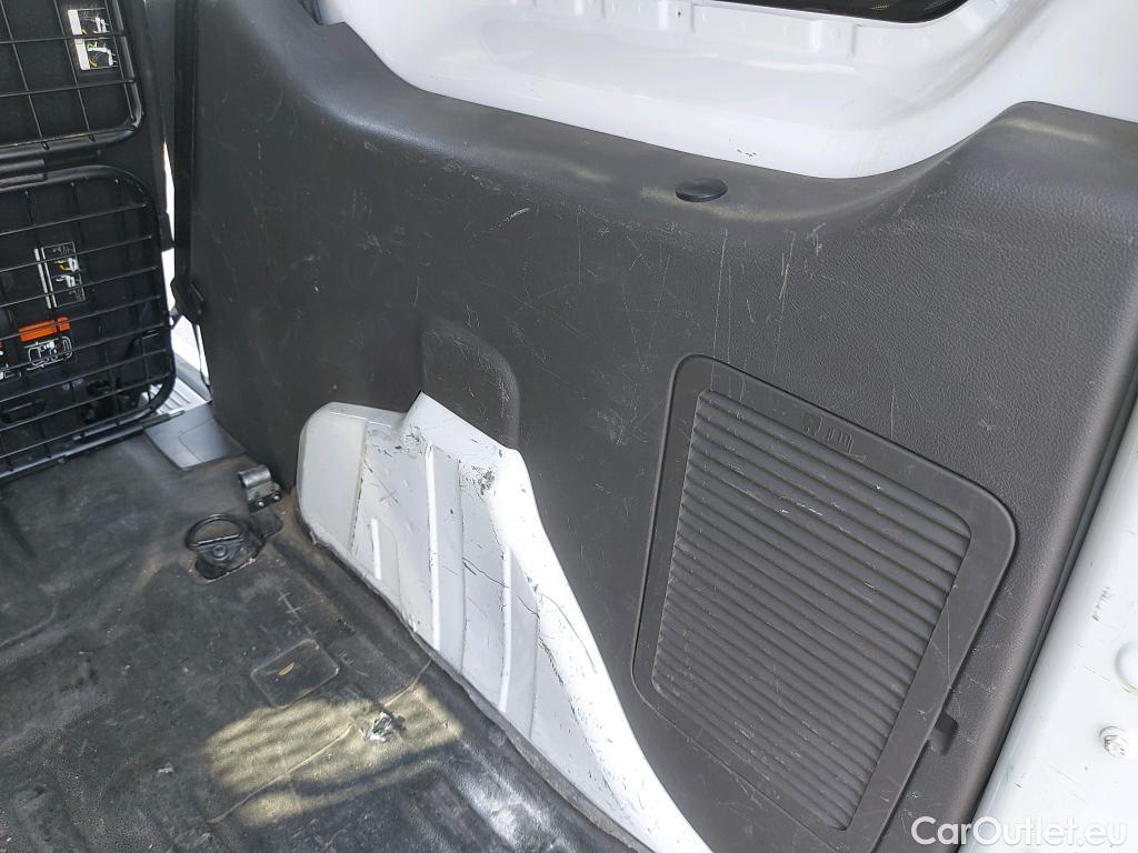  Ford  Transit Connect FORD  / 2013 / 5P / combi Kombi 1.5 TDCi 88kW S/S Trend 230 L2 #23
