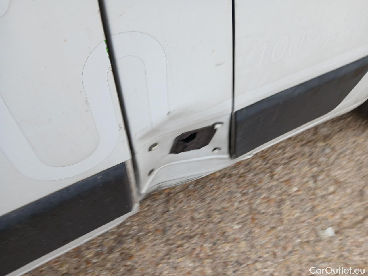  Fiat  Ducato FIAT  / 2014 / 4P / furgón 35 L2H2 Nat.Pow(100kW) EU6 D-temp GNC #52