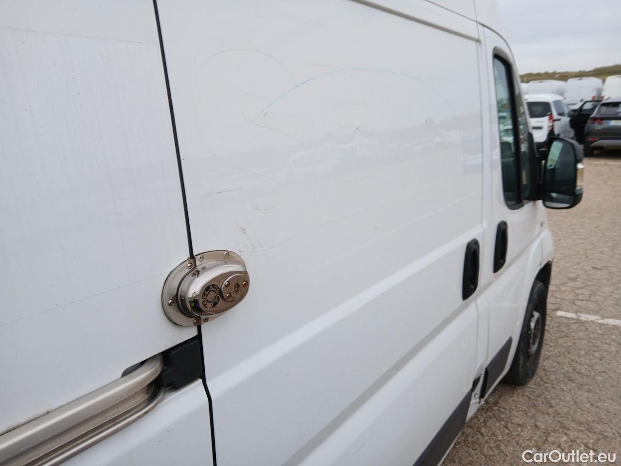  Fiat  Ducato FIAT  / 2014 / 4P / furgón 35 L2H2 Nat.Pow(100kW) EU6 D-temp GNC #50