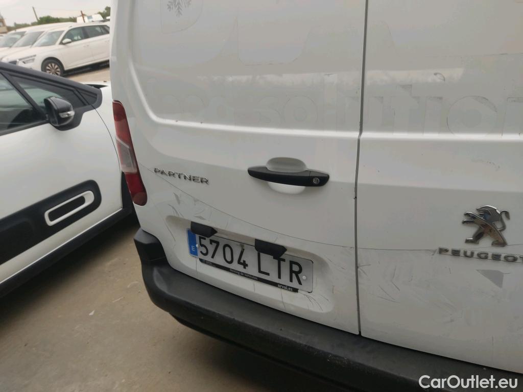  Peugeot  Partner PEUGEOT  / 2018 / 3P / furgón derivado de turismo Pro Standard 600kg BlueHDi 73kW #12
