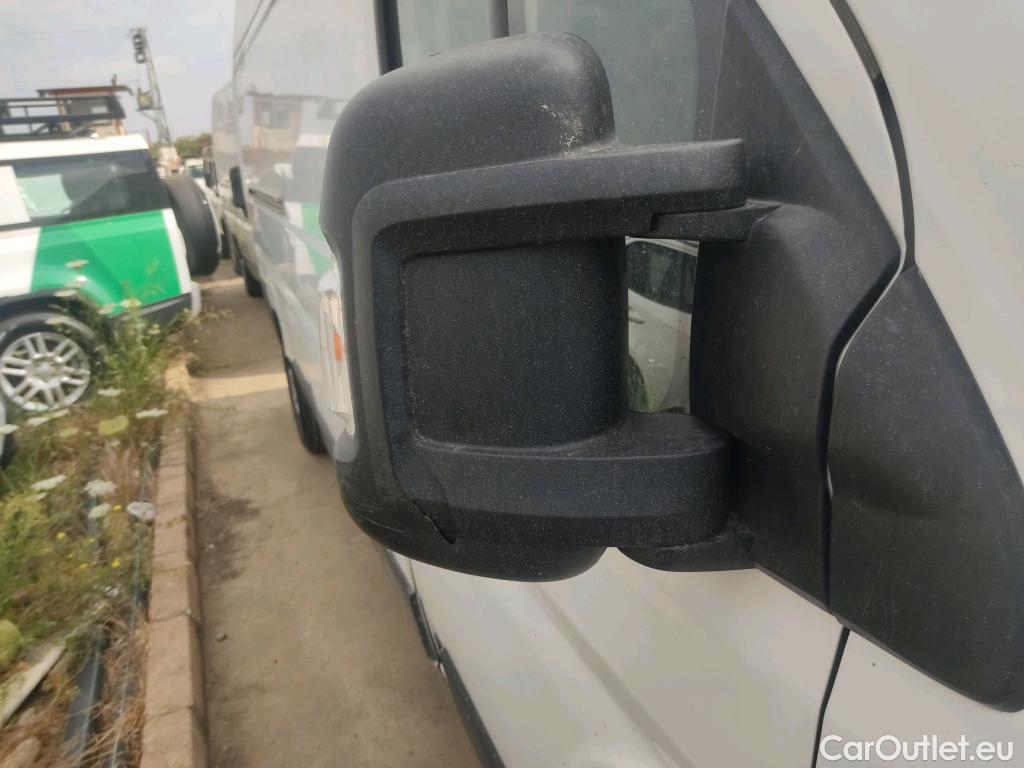 Peugeot  Boxer  Furgón Techo Elevado 335 L3H2 Premium BlueHDi 140 Stop&Start HDi #4