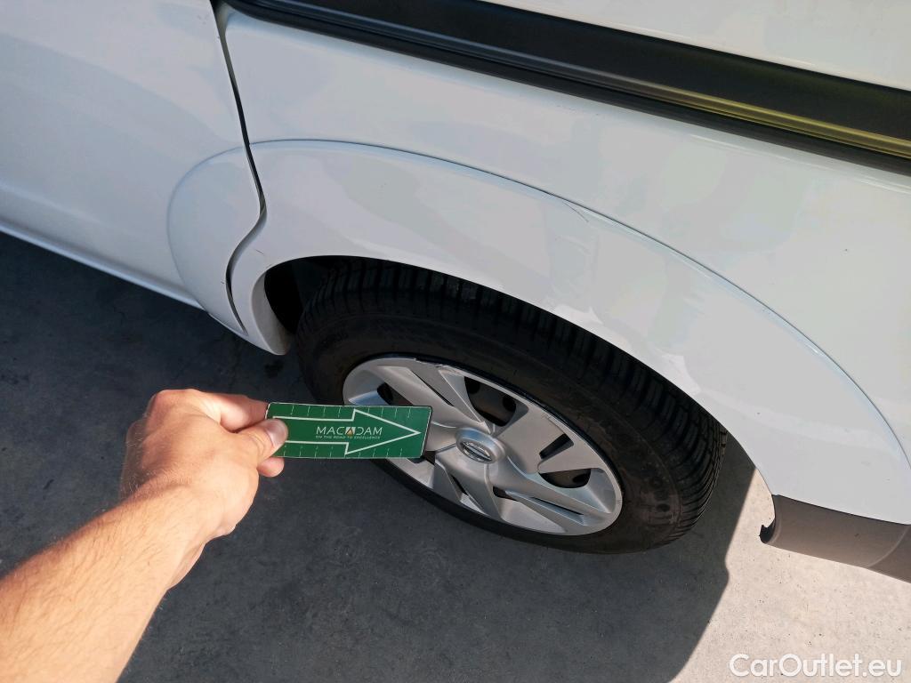  Nissan  NV200 NISSAN e- / 2009 / 5P / furgón Furgón 5p 40 kWh PROFESIONAL #37