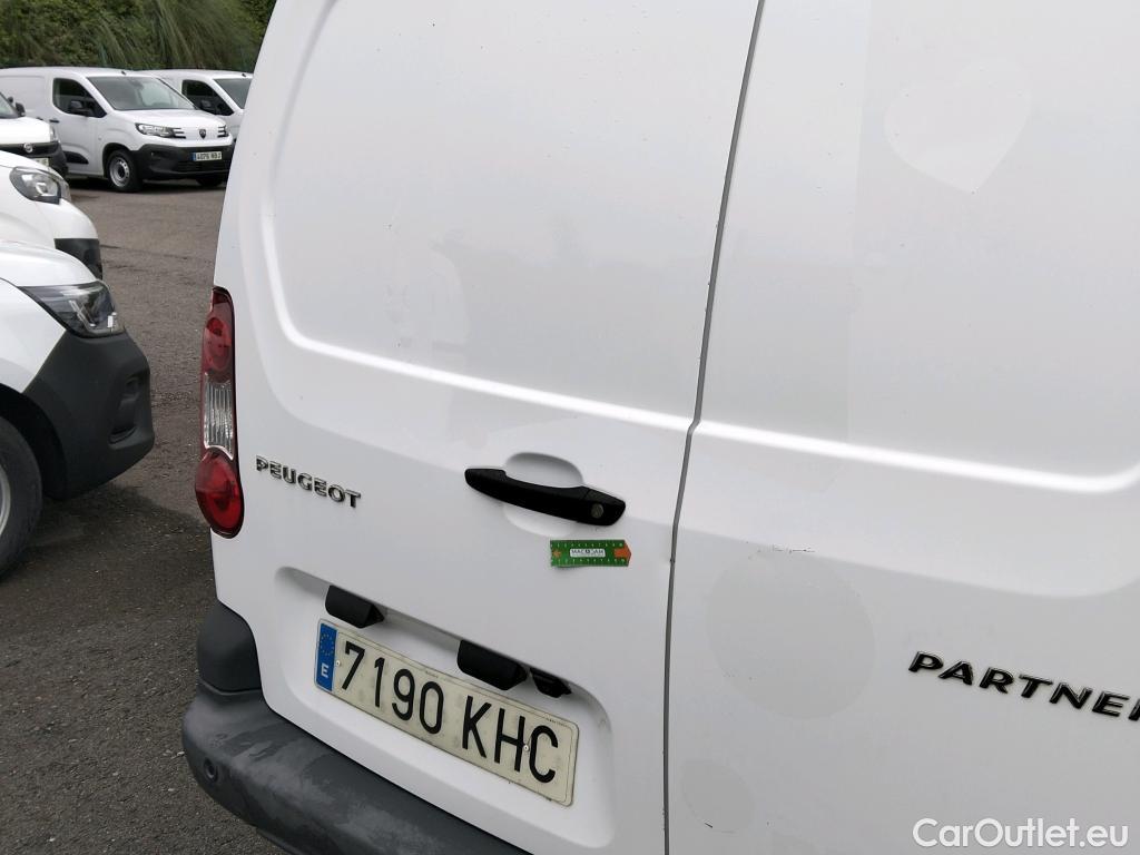  Peugeot  Partner PEUGEOT  VU 4p 2G furgón derivado de Furgón Confort PackL2 BlueHDi 73KW (100) #7