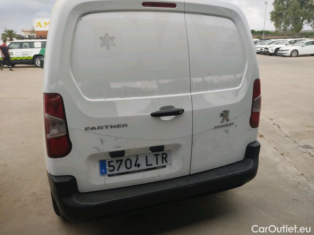  Peugeot  Partner PEUGEOT  / 2018 / 3P / furgón derivado de turismo Pro Standard 600kg BlueHDi 73kW #1