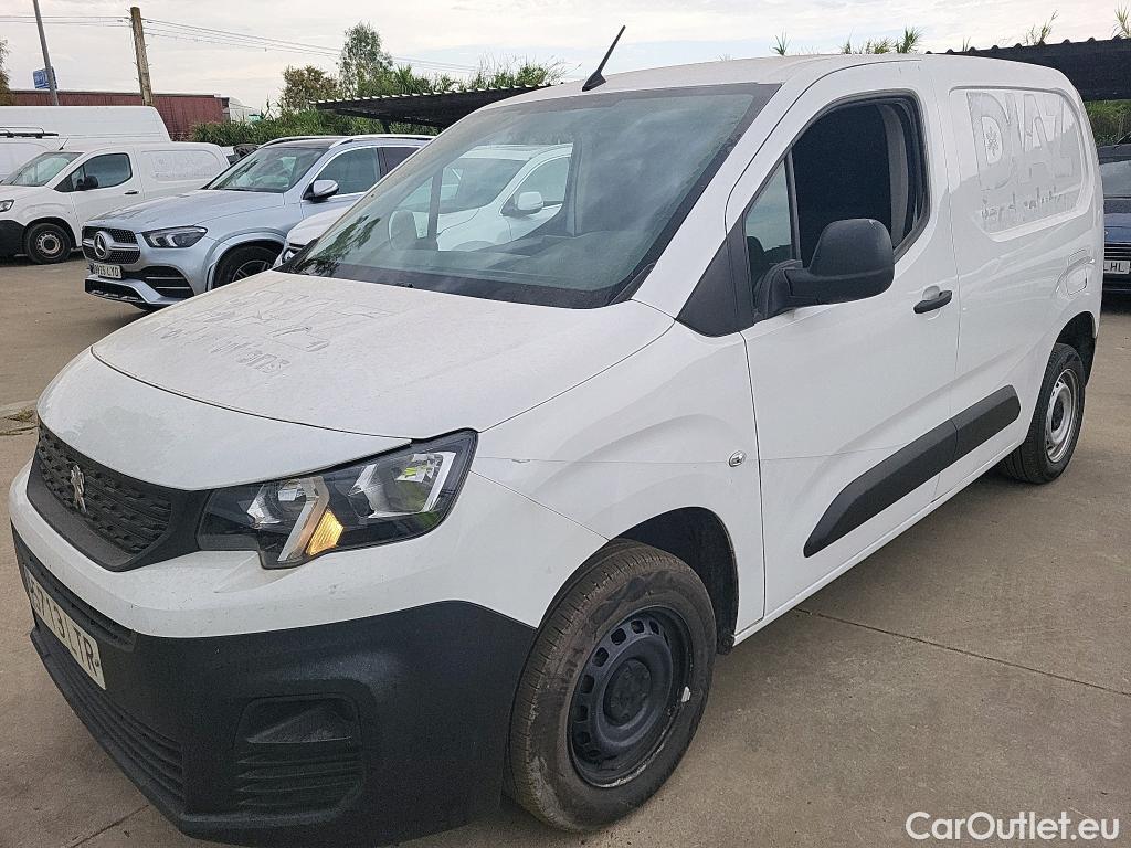  Peugeot  Partner PEUGEOT  / 2018 / 3P / furgón derivado de turismo Pro Standard 600kg BlueHDi 73kW #8
