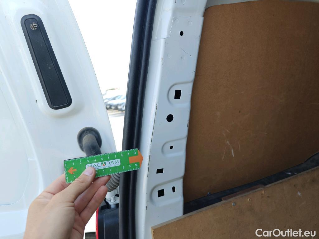  Opel  Combo  E Cargo Express 1.5 100CV #15