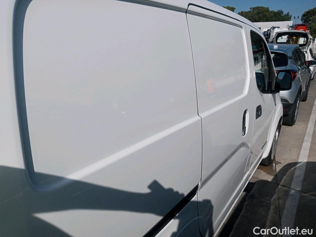  Nissan  NV200 NISSAN e- / 2009 / 5P / furgón Furgón 5p 40 kWh PROFESIONAL #19