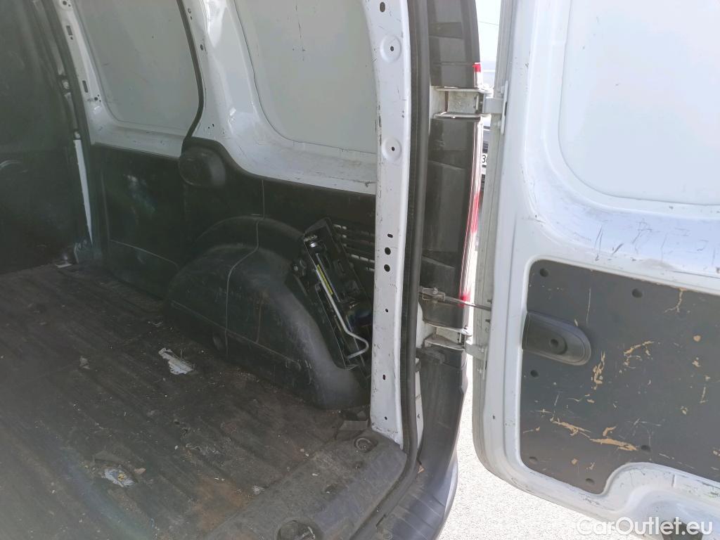  Nissan  NV200 NISSAN NV250 / 2019 / 4P / furgón 2pl 1.5dCi 70 kW (95CV) L1H1 ÓPTIMA #7