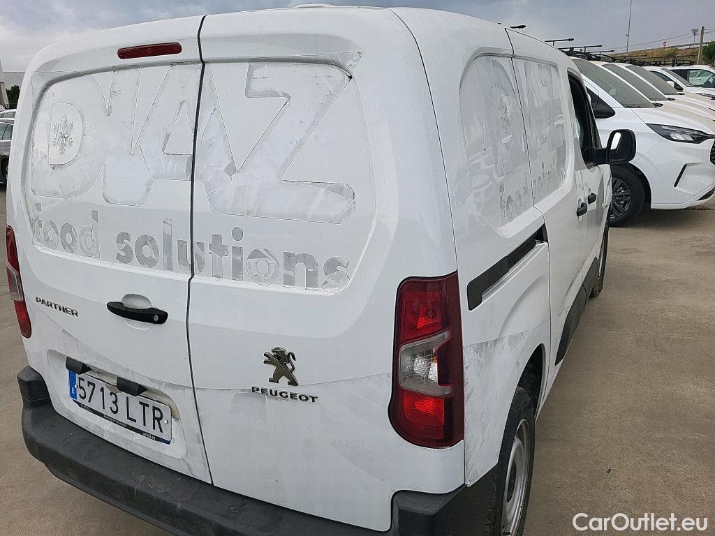  Peugeot  Partner PEUGEOT  / 2018 / 3P / furgón derivado de turismo Pro Standard 600kg BlueHDi 73kW #7