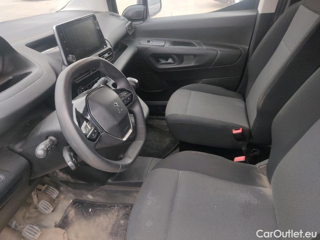  Land Rover  Discovery PEUGEOT Partner / 2018 / 4P / furgón derivado de turismo Premium Standard 600kg BlueHDi 73kW (AC) #47