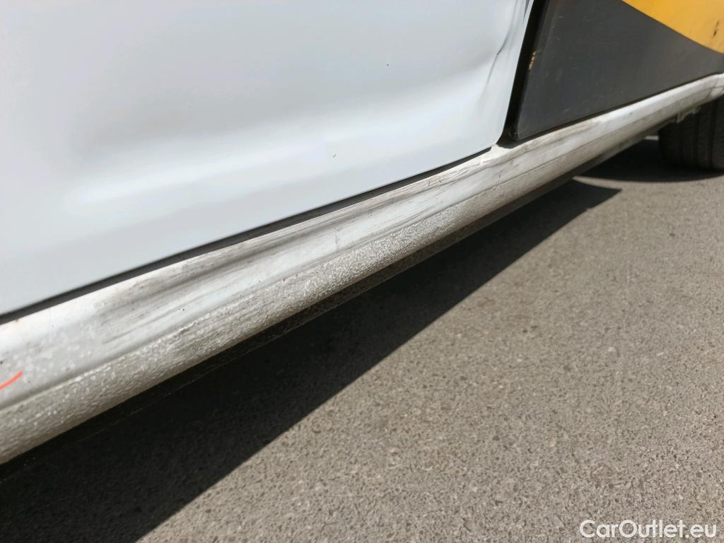  Renault  Kangoo  II Furgón Professional 1.5 dCi 75CV E6 #24