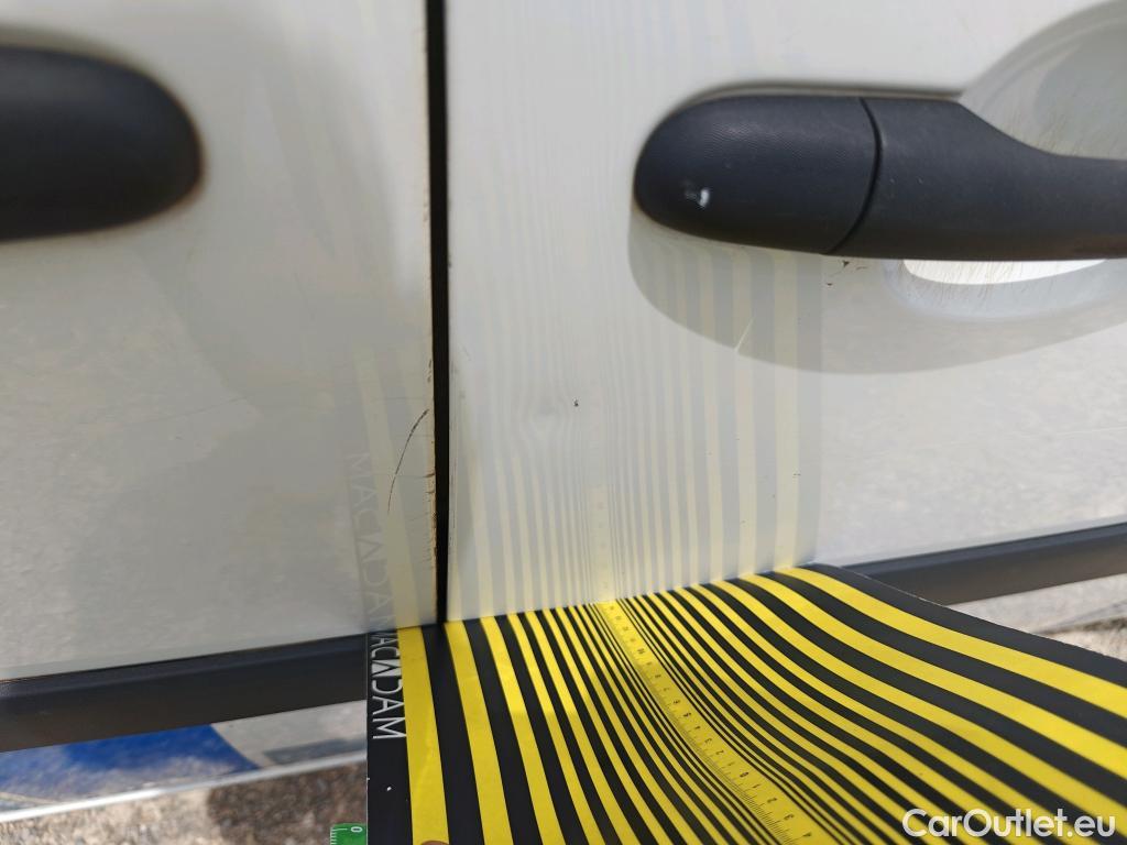  Renault  Kangoo  II Furgón Professional 1.5 dCi 95CV E6dT #17