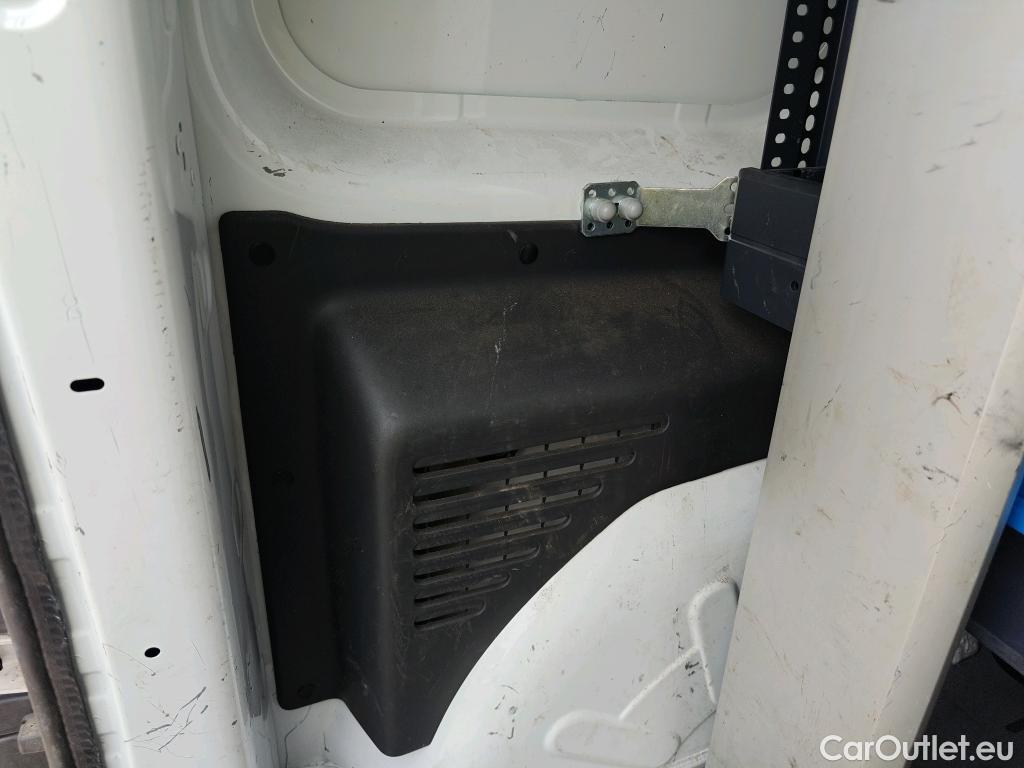  Renault  Kangoo  II Furgón Professional 1.5 dCi 95CV E6dT #78