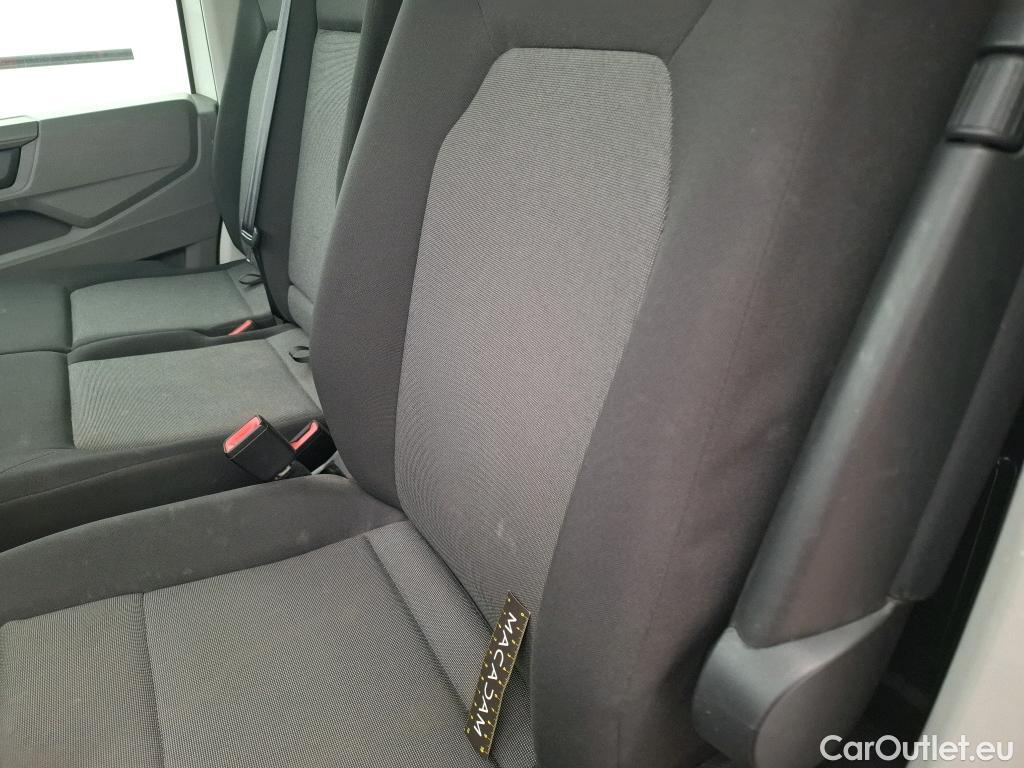  Volkswagen  Crafter  Fourgon Fourgon 35 mittlerer Radstand mit Hochdach FWD 2.0 140CV BVM6 #23