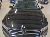  Volkswagen  Passat Volkswagen  2.0 TDI EVO 150 KM 6 biegów Business 4d #31